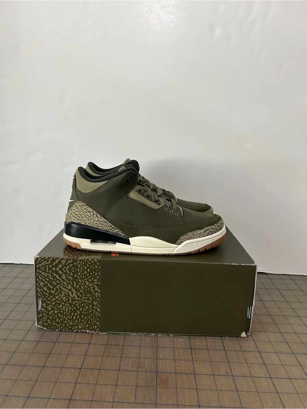 Jordan 3 Retro ‘Family Affair’